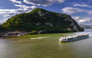 Cruise to Europe with AMADEUS
